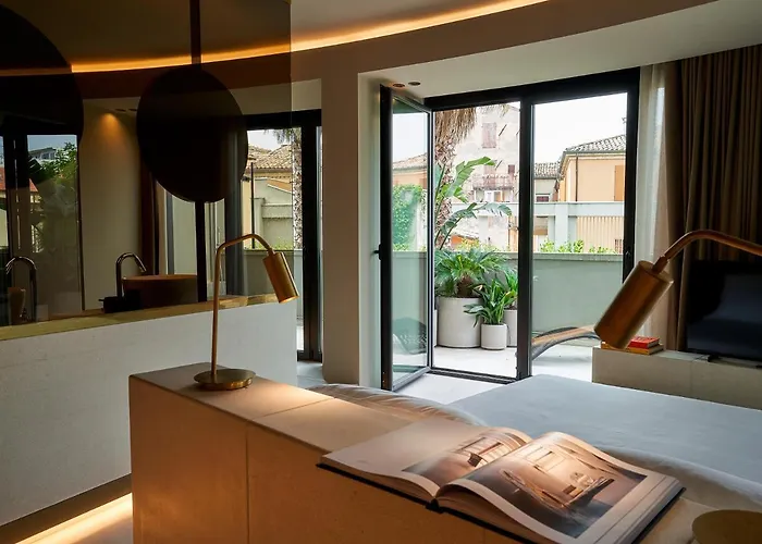 דירה Le Residenze By Victoria Palace קאטוליקה